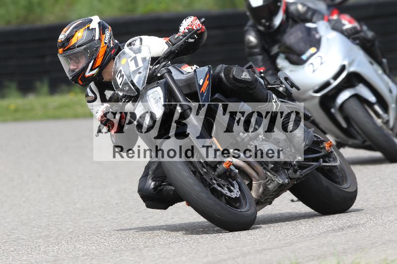 /Archiv-2025/10 23.04.2025 Cornu Master School ADR/rot-rouge/31